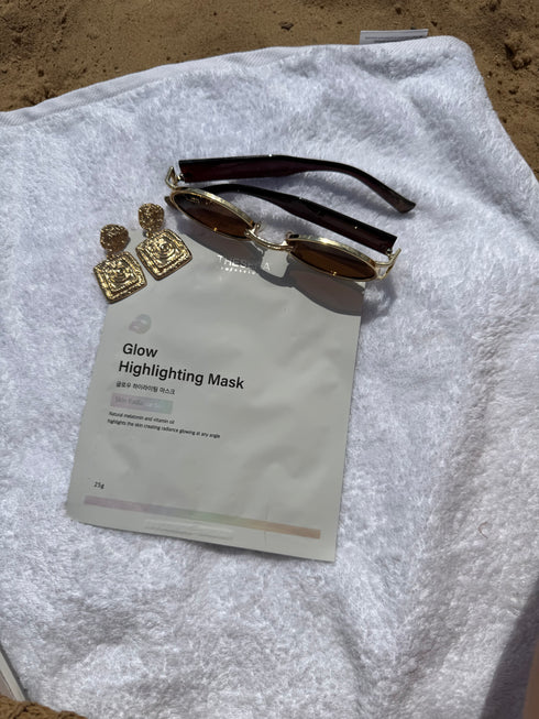 THESERA GLOW ŠVYTĖJIMO SUTEIKIANTI VEIDO KAUKĖ, 1x25 g