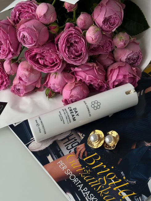 SKINFORMULAS DAY CREAM MOISTURISING – SPF 50 | PA++++ - KREMAS SU SPF 50