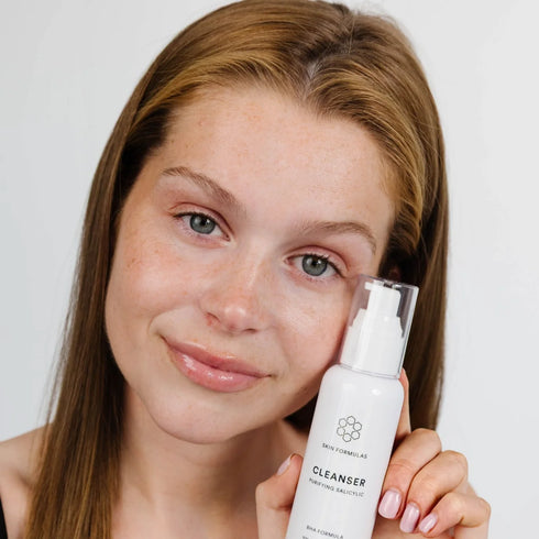SKIN FORMULAS PURYFYING SALICILIC CLEANSER - PRAUSIKLIS SU SALICILO RŪGŠTIMI IR PREBIOTIKAIS 100 ml.