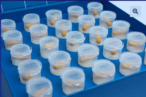 MAISTO PAPILDAS MOTERIMS NUO 25 m. NoAGE women sapphirus